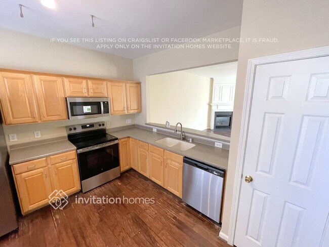 Building Photo - 2918 Duvalla Ave