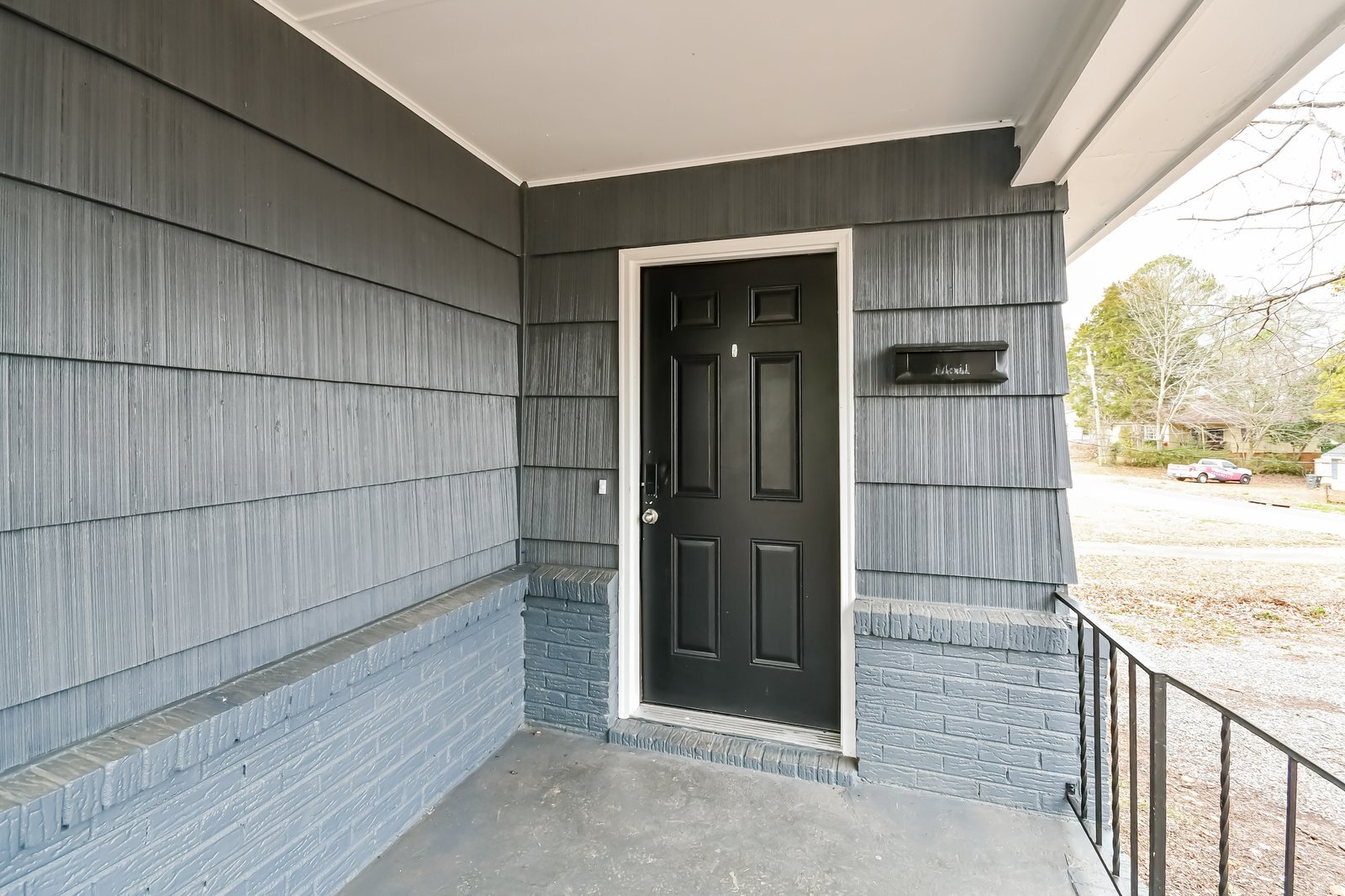 Building Photo - 8437 9th Ave S