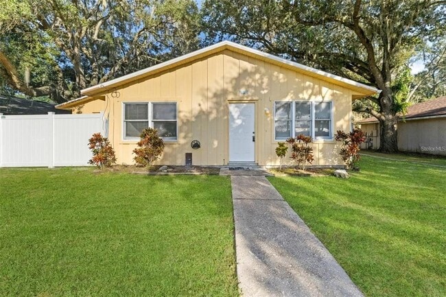 Primary Photo - 4416 Highland Ln