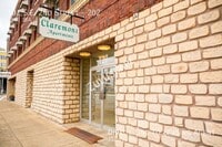 Building Photo - 101 SE 2nd St