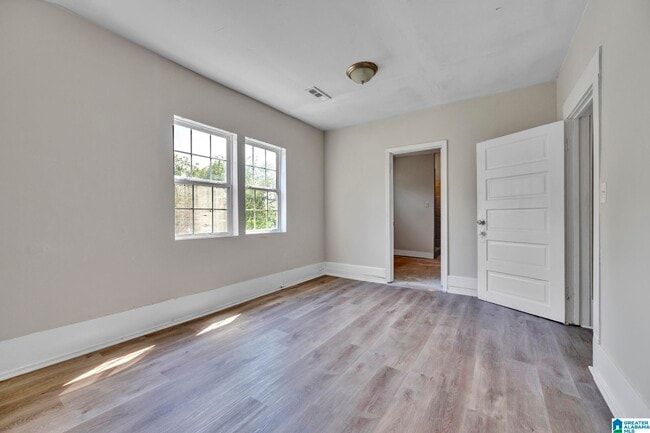 Building Photo - 2301 26th St Ensley