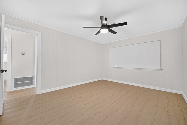 Building Photo - 6131 Birdwood Rd