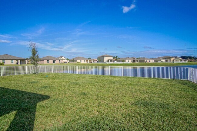 Building Photo - 973 Bent Creek Dr