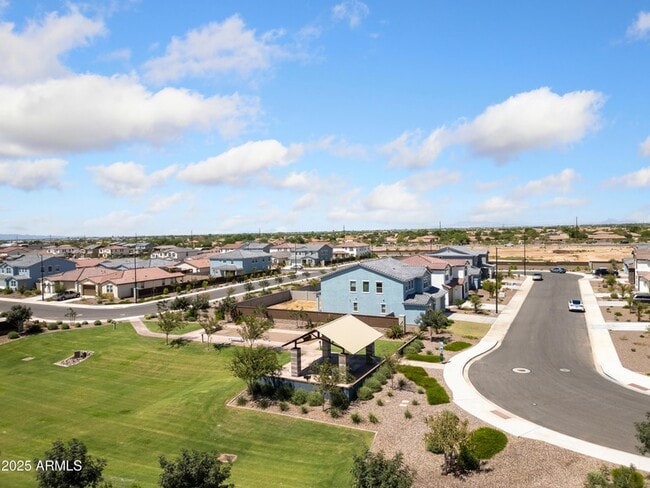 Building Photo - 7352 S Briarwood Ln