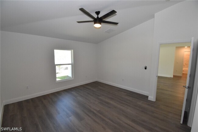 Building Photo - 3393 Fergus St