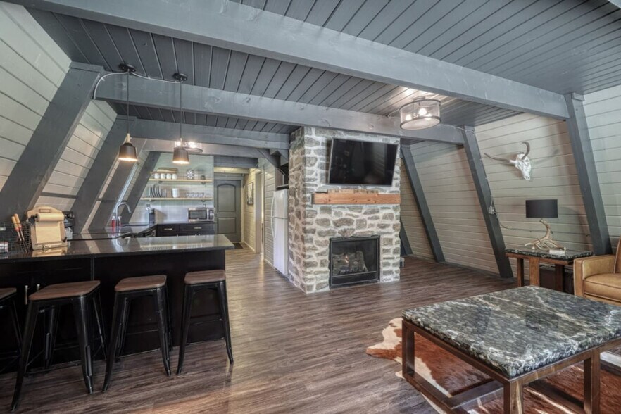 Building Photo - 3511 Springfield Dr