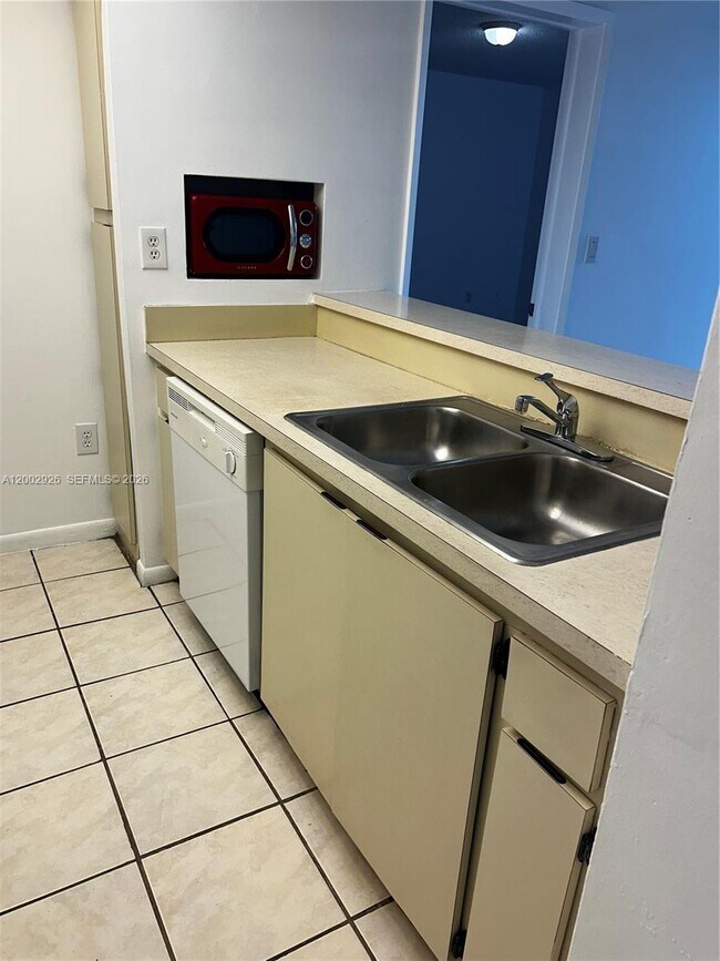 Building Photo - 6955 NW 186th St