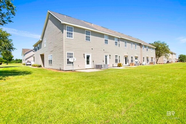 Building Photo - 2002 Shelene Way