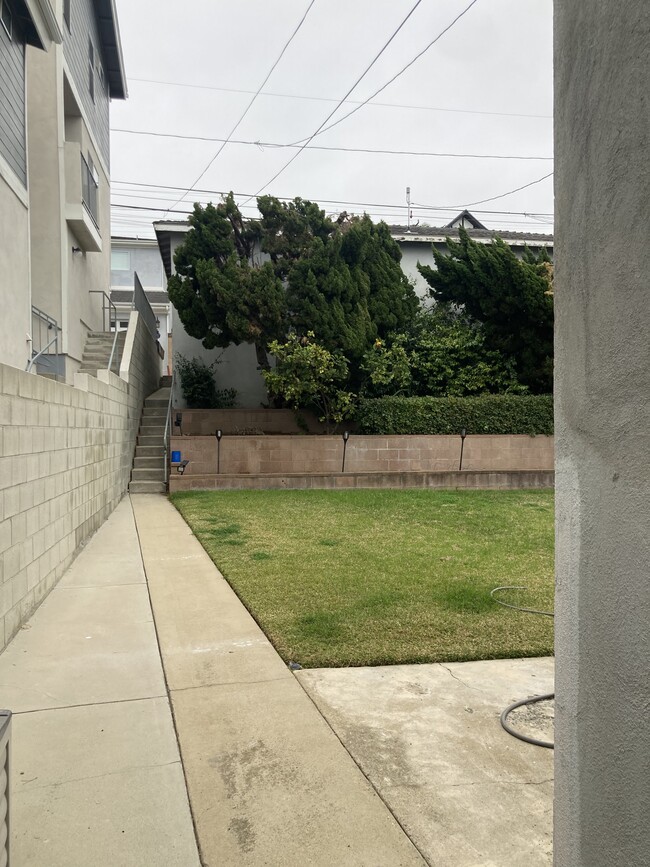 Building Photo - 408 Sierra St