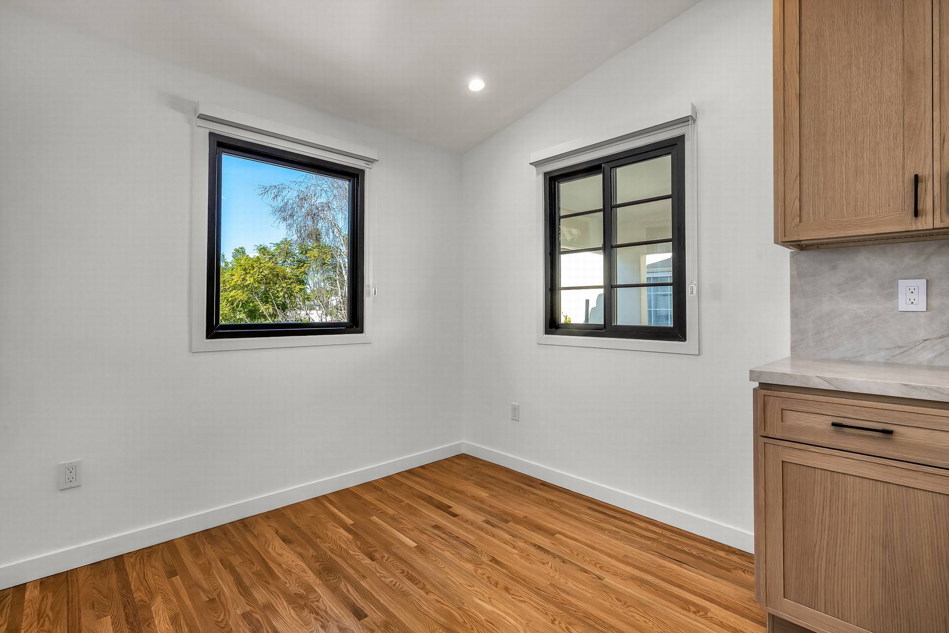 Building Photo - 920 S Spaulding Ave