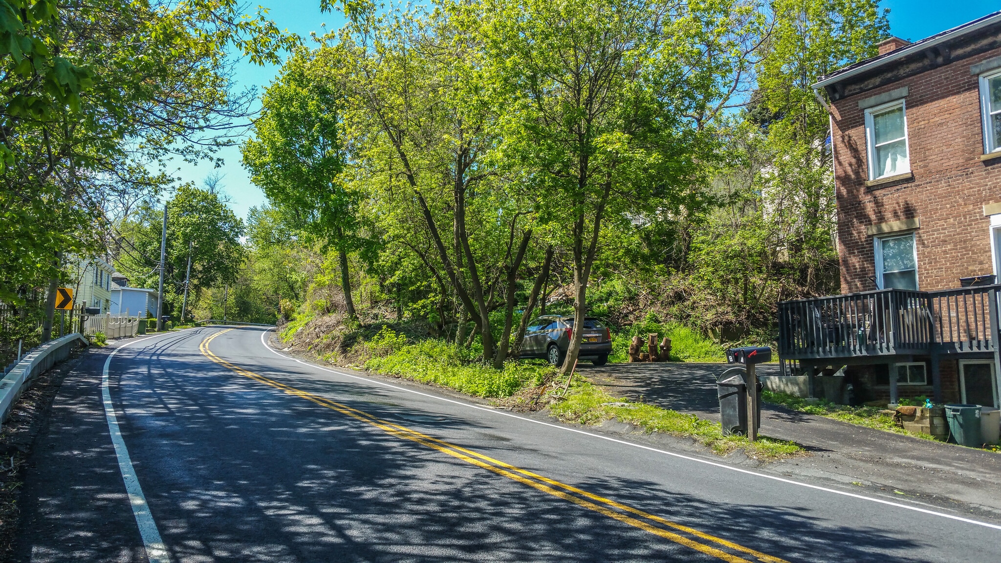 Building Photo - 1089 River Rd