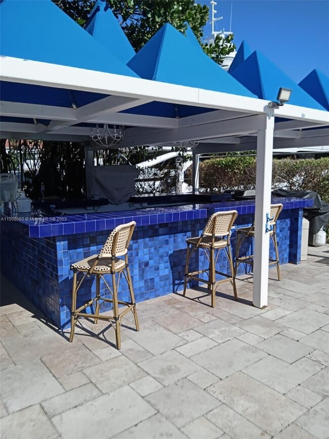 Building Photo - 19707 Turnberry Way