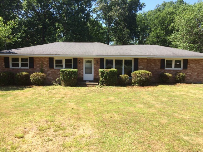 Building Photo - 3405 Melrose Dr