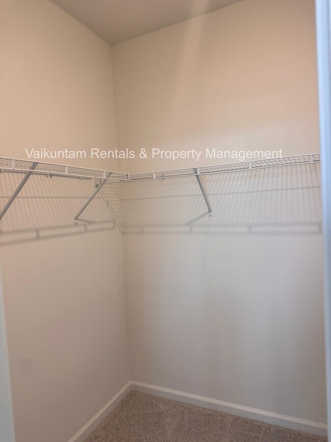 Building Photo - 91 Silver Myrtle Ct