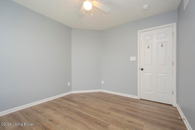 Building Photo - 6702 Shallow Rock Dr