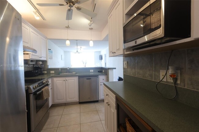 Building Photo - 1391 S Ocean Blvd