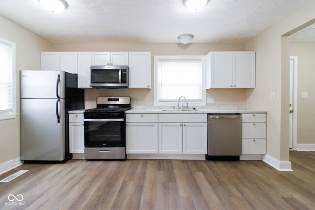 Building Photo - 1716 Drexel Dr