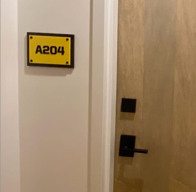 Interior Photo - Lofts At Abrams Fixtures