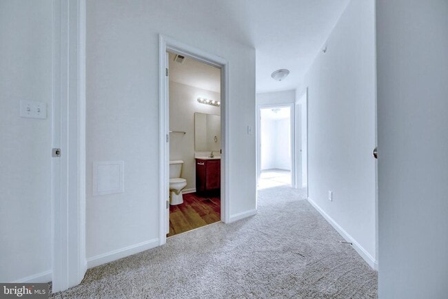 Building Photo - 88 Brookside Ave