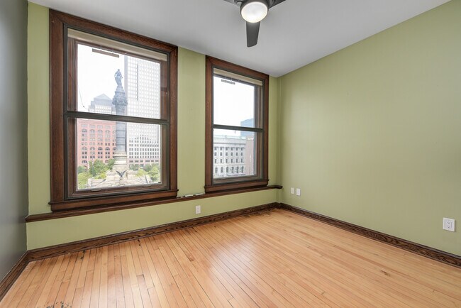 Building Photo - 140 Public Sq