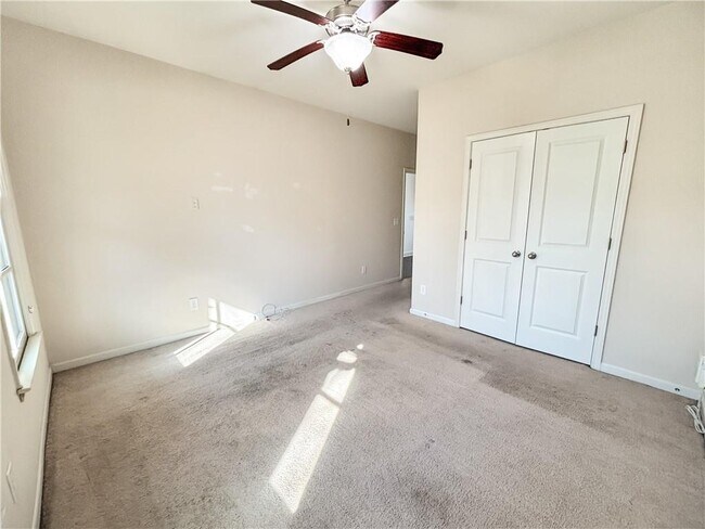 Building Photo - 119 Still Pine Bend