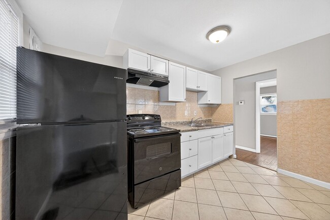 Building Photo - Now Available – Section 8 Welcome