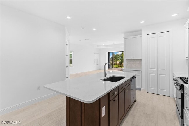 Building Photo - 4580 Skysail Dr