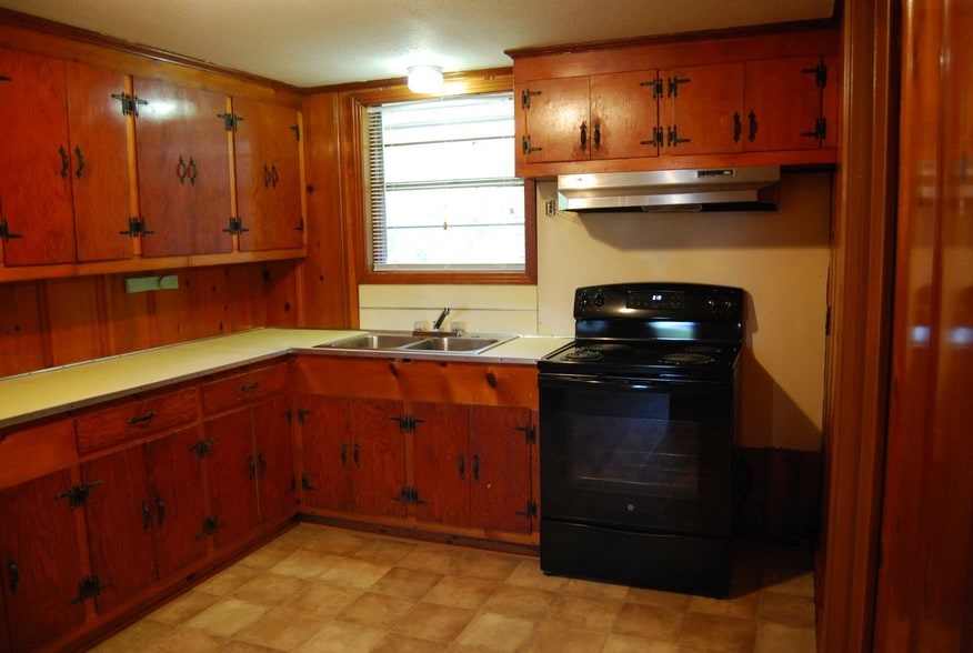 Kitchen - 2128 MS-27