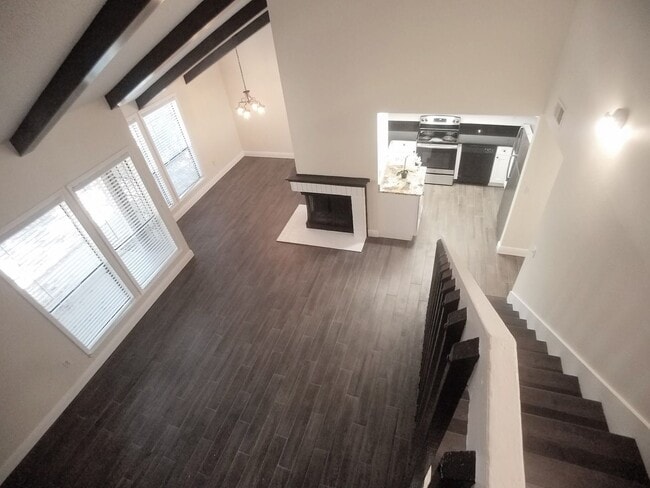 Building Photo - Stunning All Upgraded 2/2 Condo x Rent @ Winter Park Village next to Full Sail !