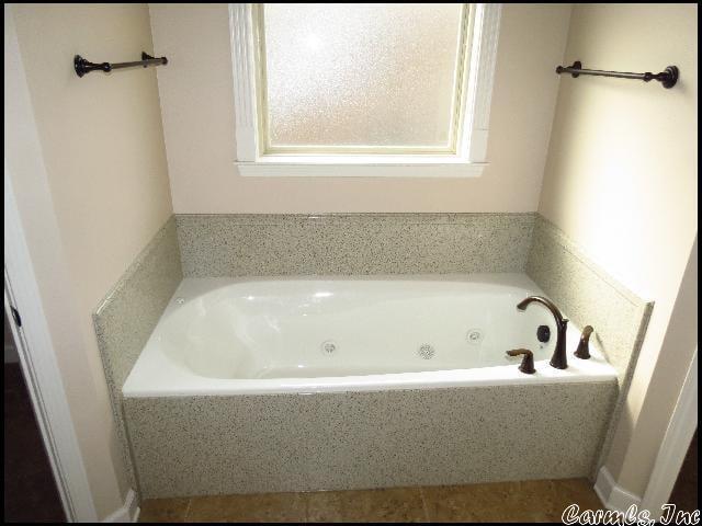 Building Photo - 1005 Puritan Dr