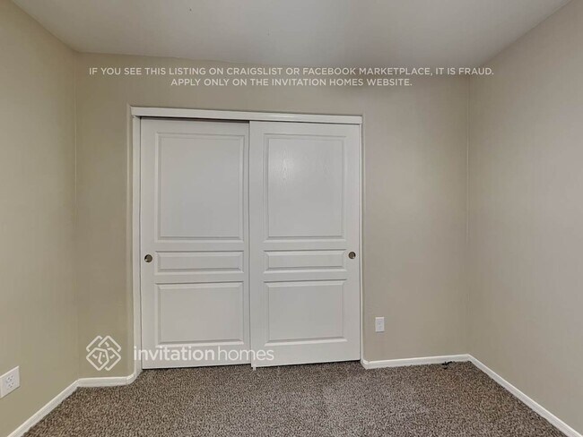 Building Photo - 3845 W Goldmine Mountain Dr