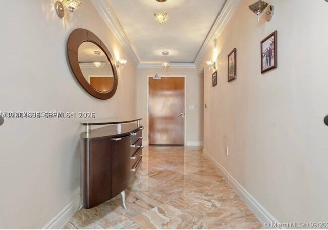 Building Photo - 16500 Collins Ave