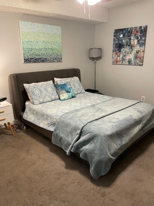 Building Photo - 3606 S Depew St