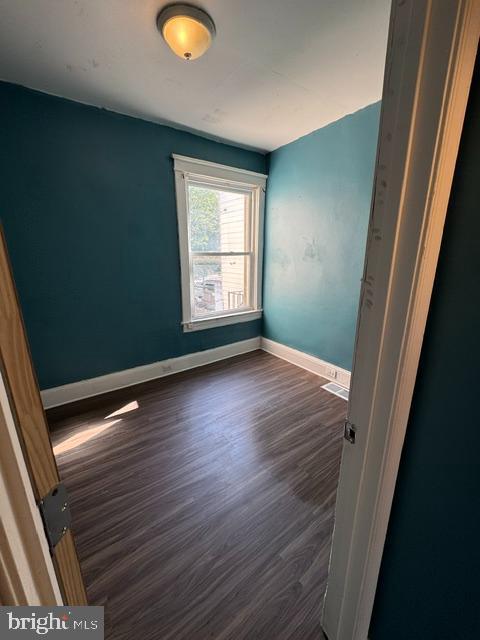 Building Photo - 1305 E Patapsco Ave