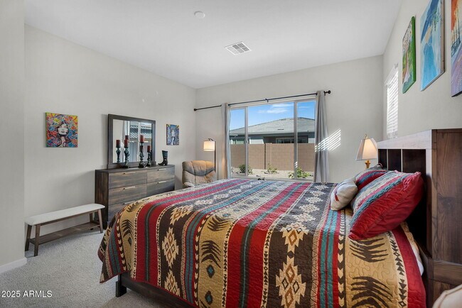 Building Photo - 866 W Flatiron Trl