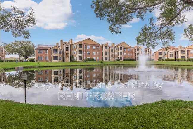 Building Photo - 5501 Rosebriar Way