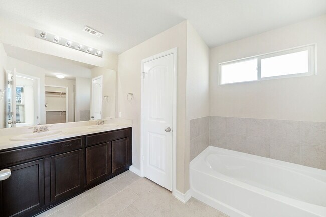 Building Photo - 15502 Gray Catbird