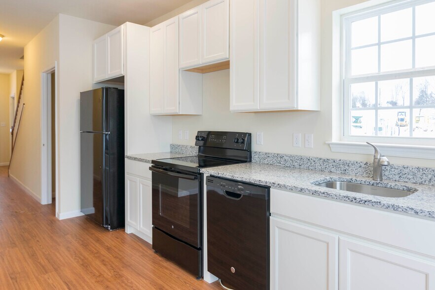 Building Photo - 2085 Arey Ln