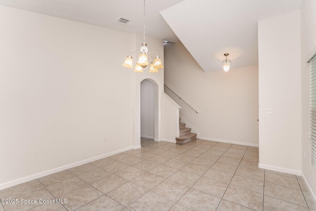 Building Photo - 1695 Litchfield Dr