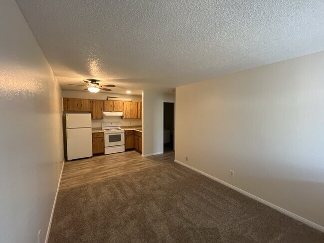 Building Photo - Cozy one bedroom 1 bath condo