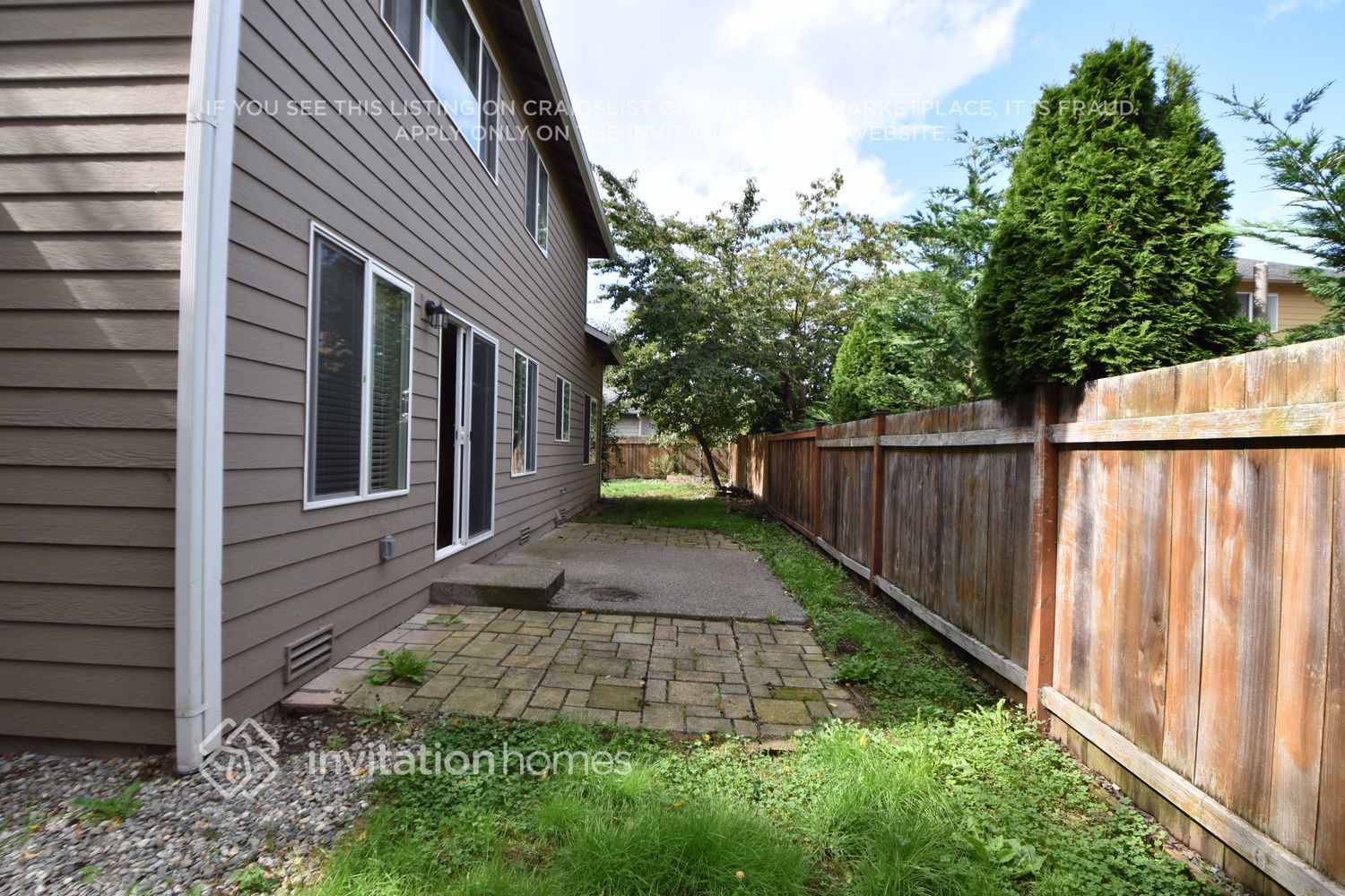 Building Photo - 6527 32nd Pl NE