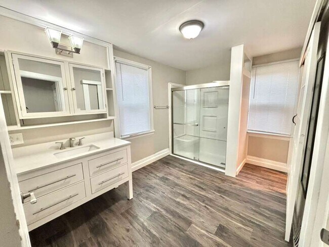 Building Photo - 6407 Dibble Ave