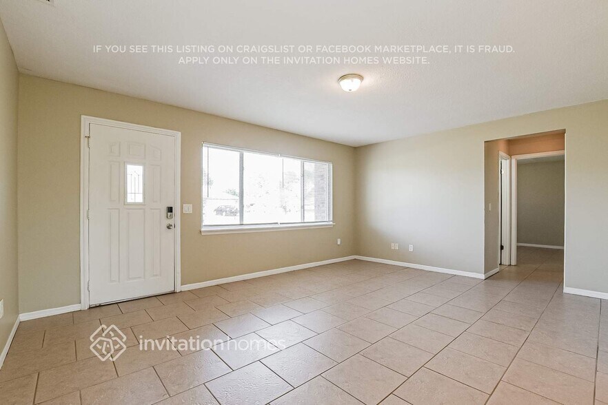 Building Photo - 3196 Sky St