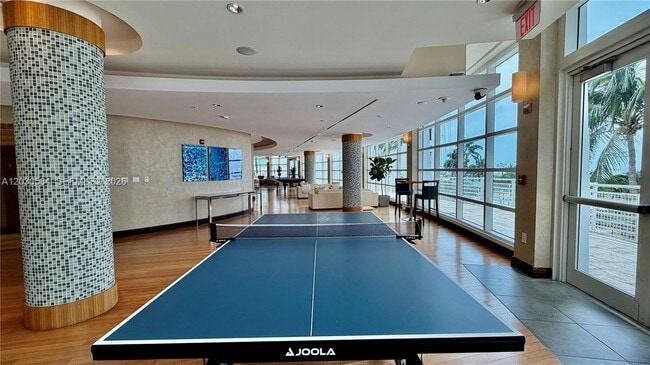 Building Photo - 244 Biscayne Blvd