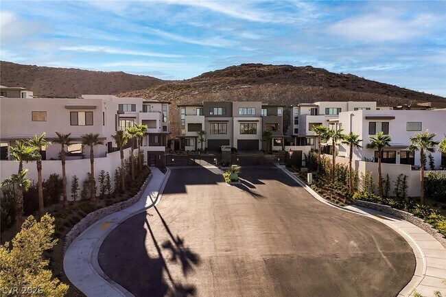 Building Photo - 5154 Meraki Ave