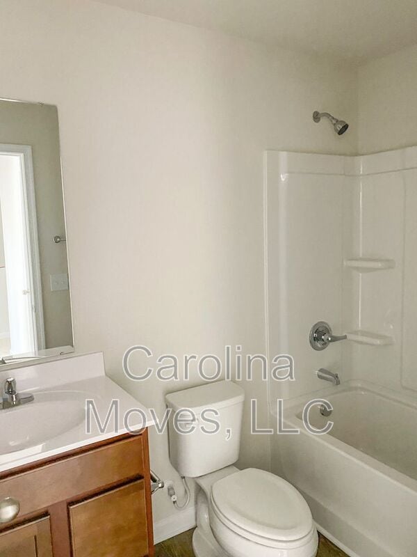 Building Photo - 156 Sarnesfield Way