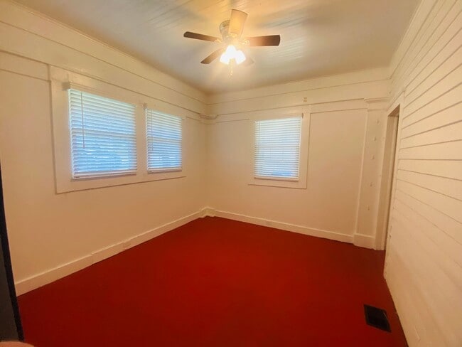 Building Photo - Old Shandon