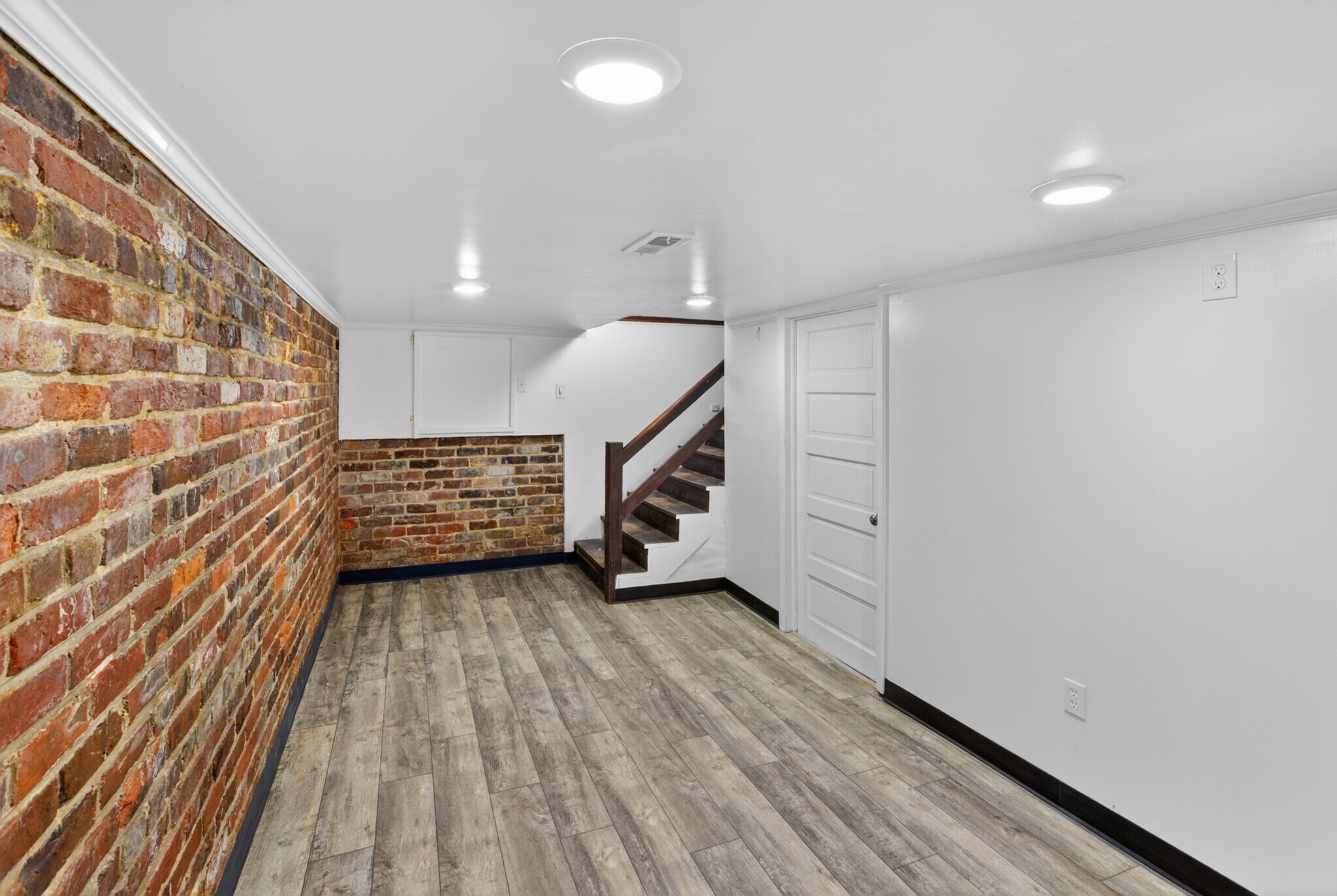 Building Photo - 3208 Griffin Ave