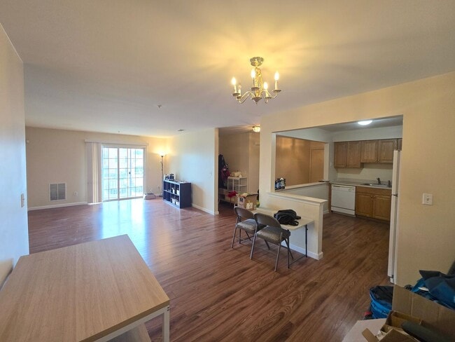 Building Photo - Gated community, 2nd fl condominium with 3...