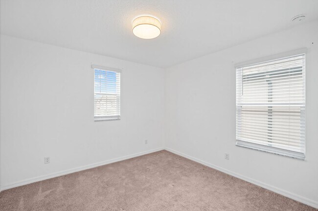 Building Photo - Now Available! 3 Bedrooms + Den, 2.5 Baths...